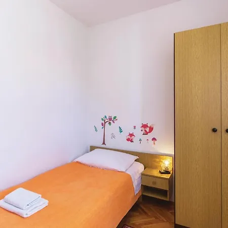 Stunning In With 3 Bedrooms And Wifi Apartman Póla